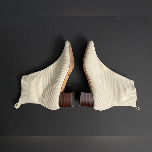 CUSHIONAIRE Women's Neely Stretch bootie +Memory Foam 7 WIDE IVORY - Picture 7 of 12